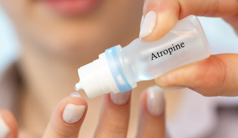 Cách sử dụng thuốc nhỏ mắt atropin 1%