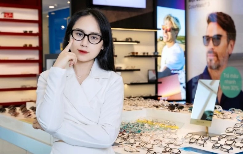 Người bị cận thị đeo loại kính gì? Đeo kính gọng
