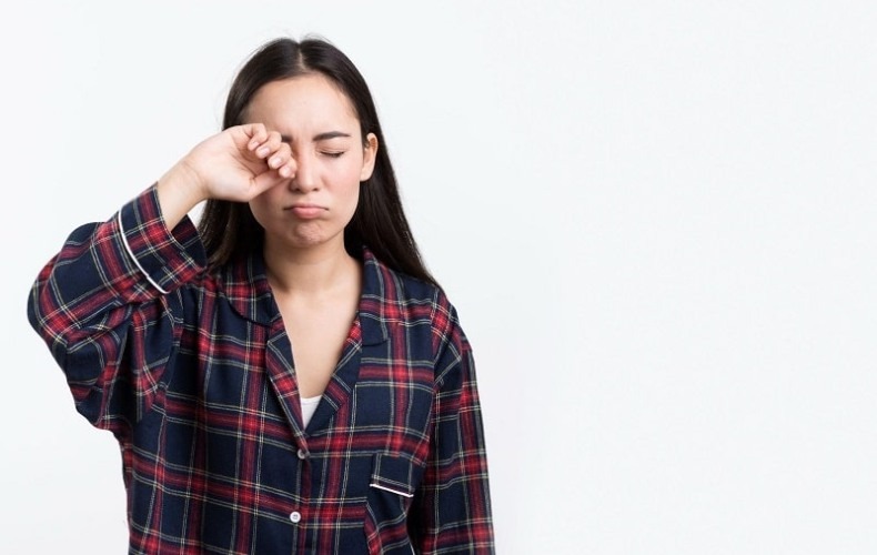 Mắt cận 10 độ có mổ được không